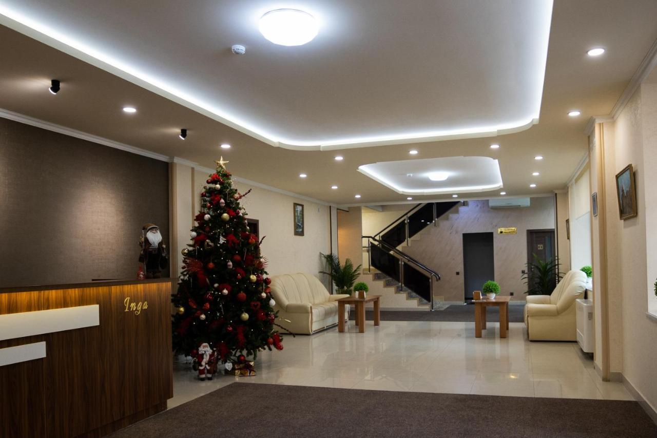 Inga Hotel Yerevan Bagian luar foto