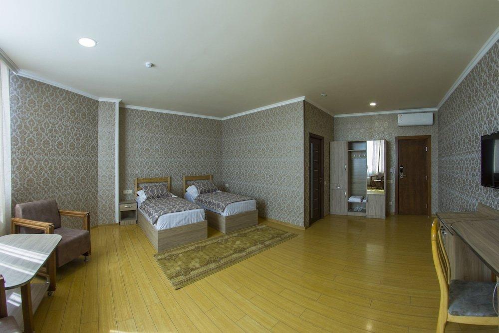 Inga Hotel Yerevan Bagian luar foto